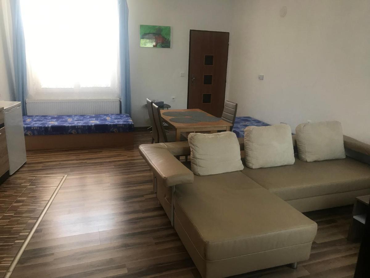 Vila Nikola Králíky Exteriör bild